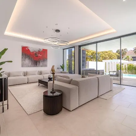 Tatil Evi Brand New 7b Zelda Beachside New Golden Mile Estepona