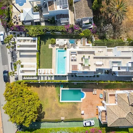 Tatil Evi Brand New 7b Zelda Beachside New Golden Mile Estepona