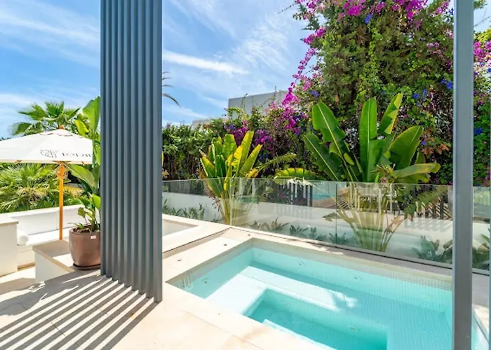 Brand New 7b Zelda Beachside New Golden Mile *