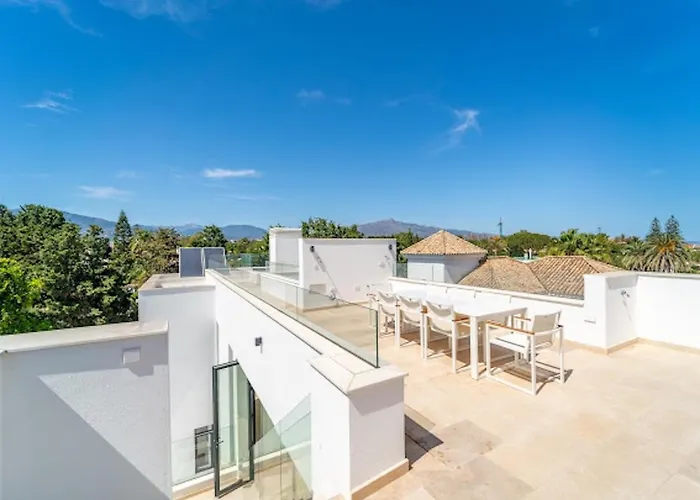 Brand New 7b Zelda Beachside New Golden Mile