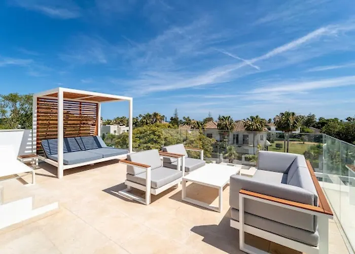 Brand New 7b Zelda Beachside New Golden Mile Feriehus