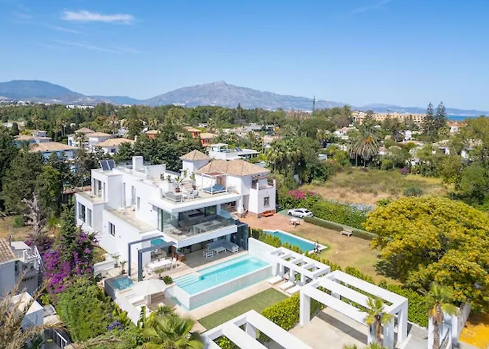 Brand New 7b Zelda Beachside New Golden Mile