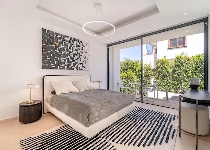 Brand New 7b Zelda Beachside New Golden Mile Feriehus