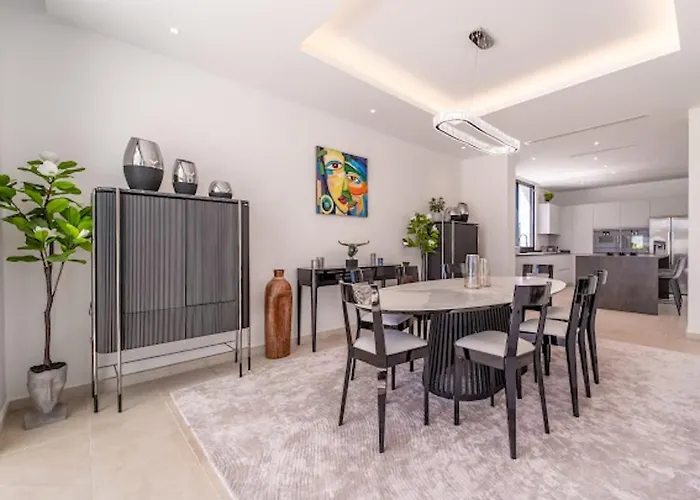 Brand New 7b Zelda Beachside New Golden Mile Feriehus