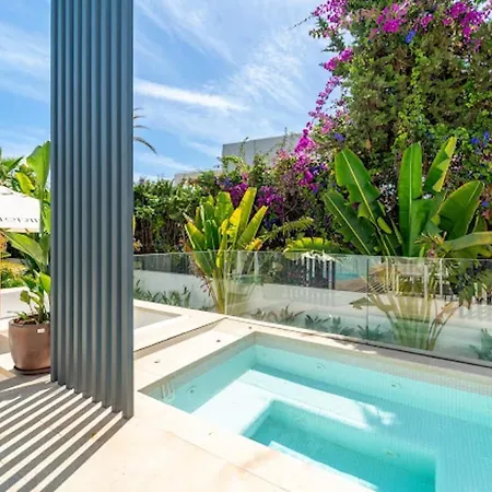 Brand New 7b Zelda Beachside New Golden Mile *