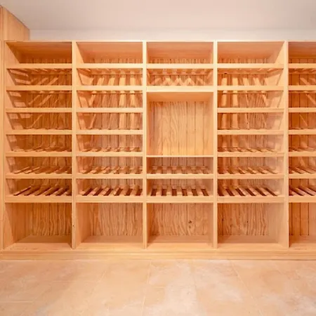 Brand New 7b Zelda Beachside New Golden Mile *