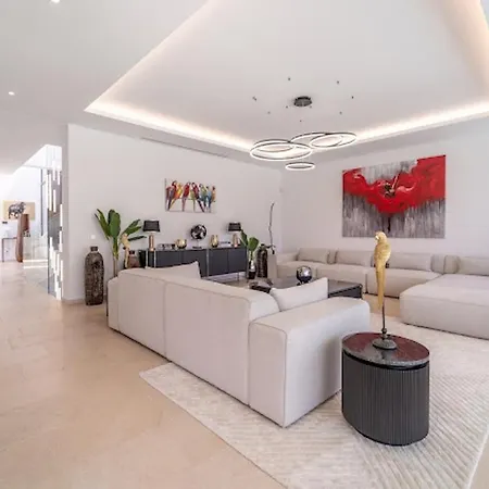 Brand New 7b Zelda Beachside New Golden Mile