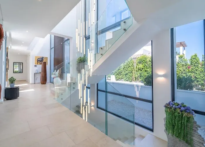 Brand New 7b Zelda Beachside New Golden Mile