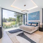 Brand New 7b Zelda Beachside New Golden Mile Holiday home